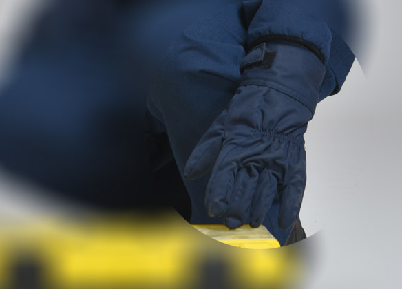 What are the advantages of C&G arc flash protection gloves?
