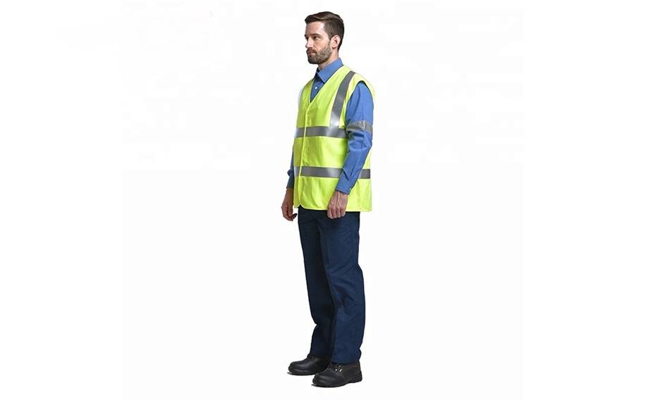 Requirements and cleaning methods for reflective vests on construction sites