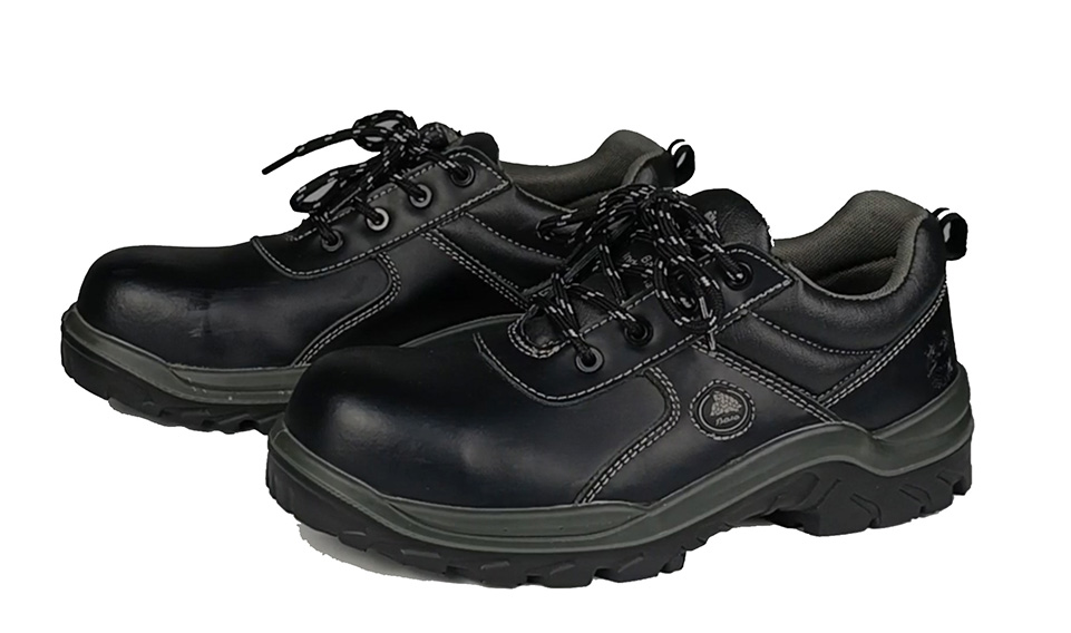 According to the different protective functions, safety shoes can be divided into several categories