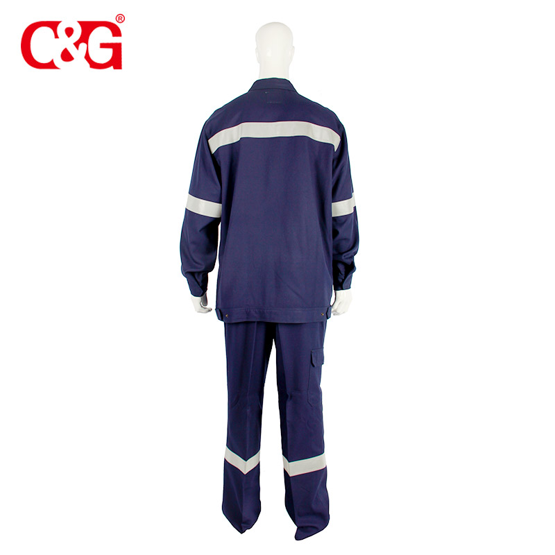 D3E3 flame resistant jacket/work wear for aluminum smelting