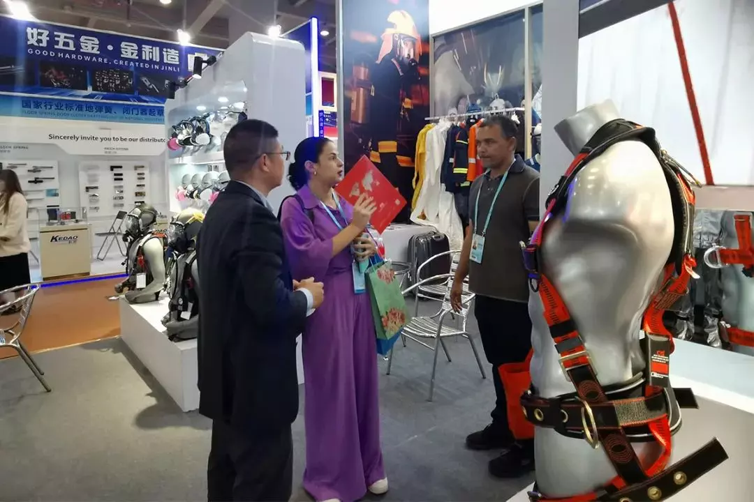 Shanghai C&G Showcases High-End Products and Cutting-Edge Technology at the 133rd Canton Fair