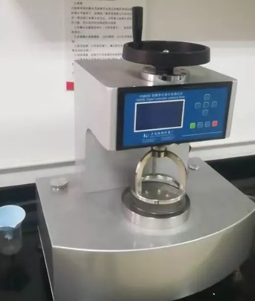 Water pressure resistance test equipment